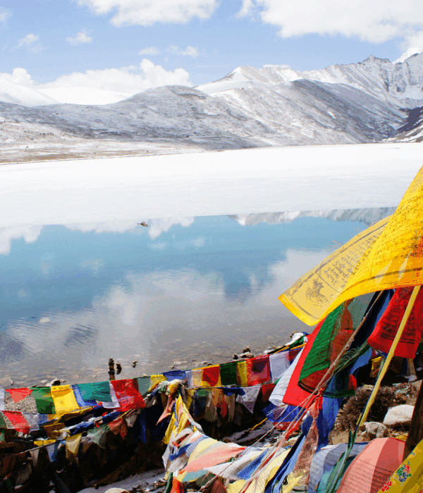 Snow-covered landscape view of Darjeeling with mountains
