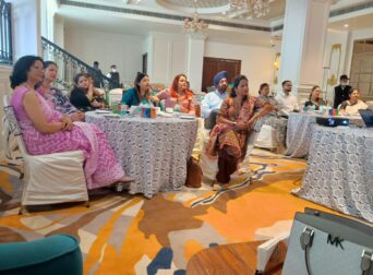 School leaders showing interest in educational tour seminar