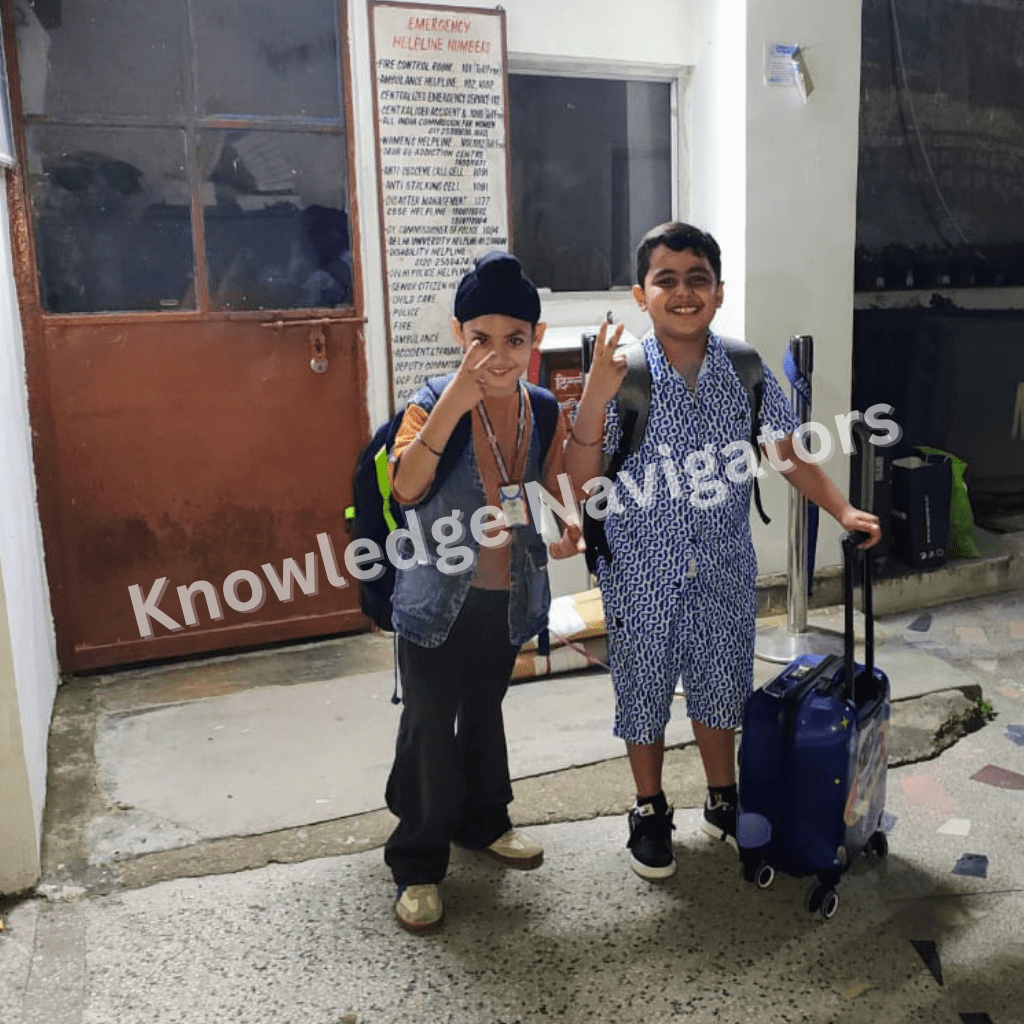 Students traveling to Jaipur on the way for an educational tour highlighting learning and exploration